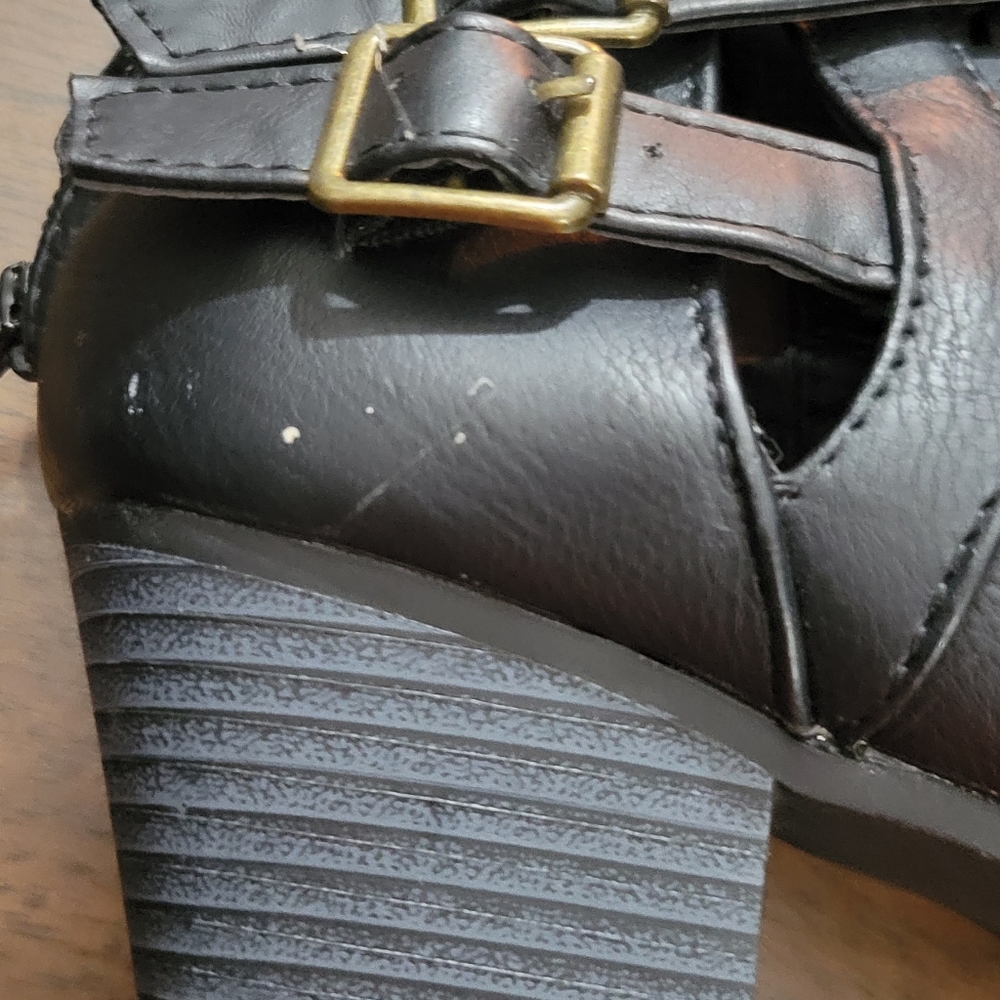 Ankle Black Strap Buckle Zipper Boots - Picture 6 of 6